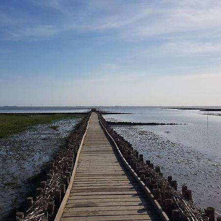 Wohnmobilstellplatz Hemenswarft An Der Nordsee - Meerblick Emmelsbull-Horsbull Exterior foto