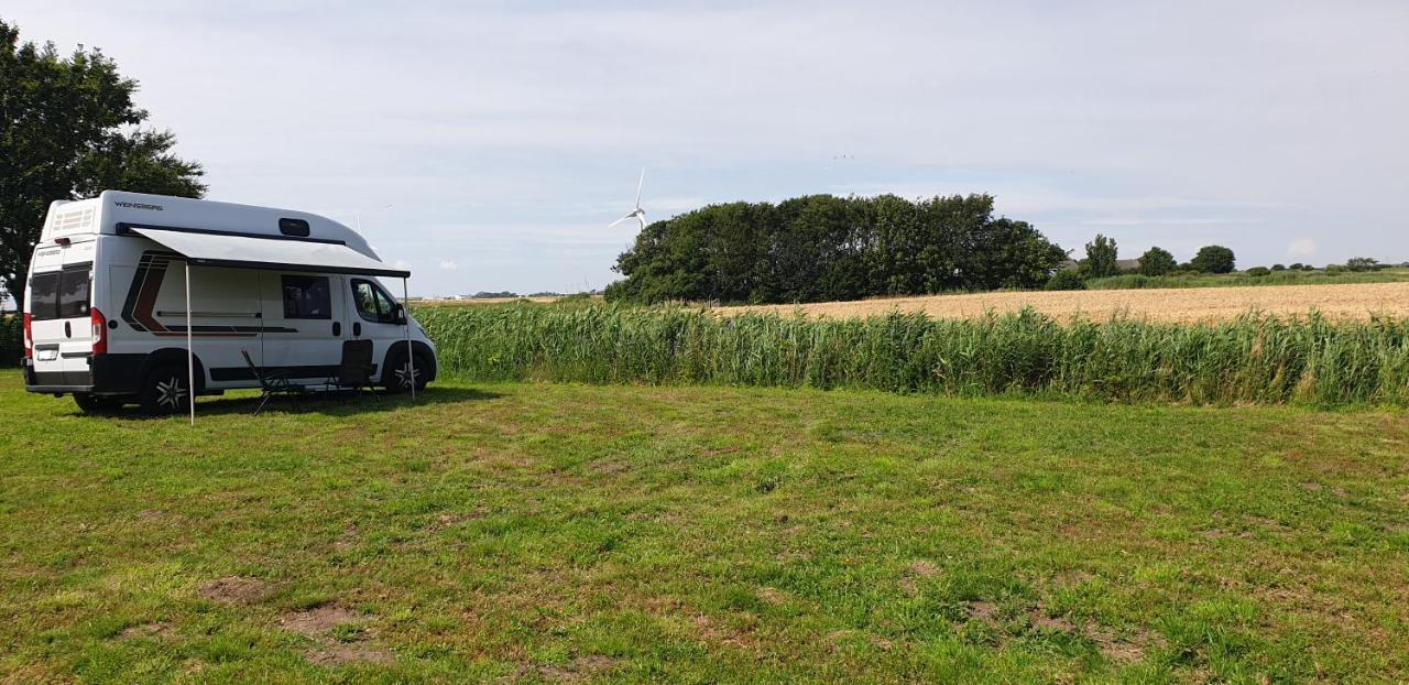Wohnmobilstellplatz Hemenswarft An Der Nordsee - Meerblick Emmelsbull-Horsbull Exterior foto